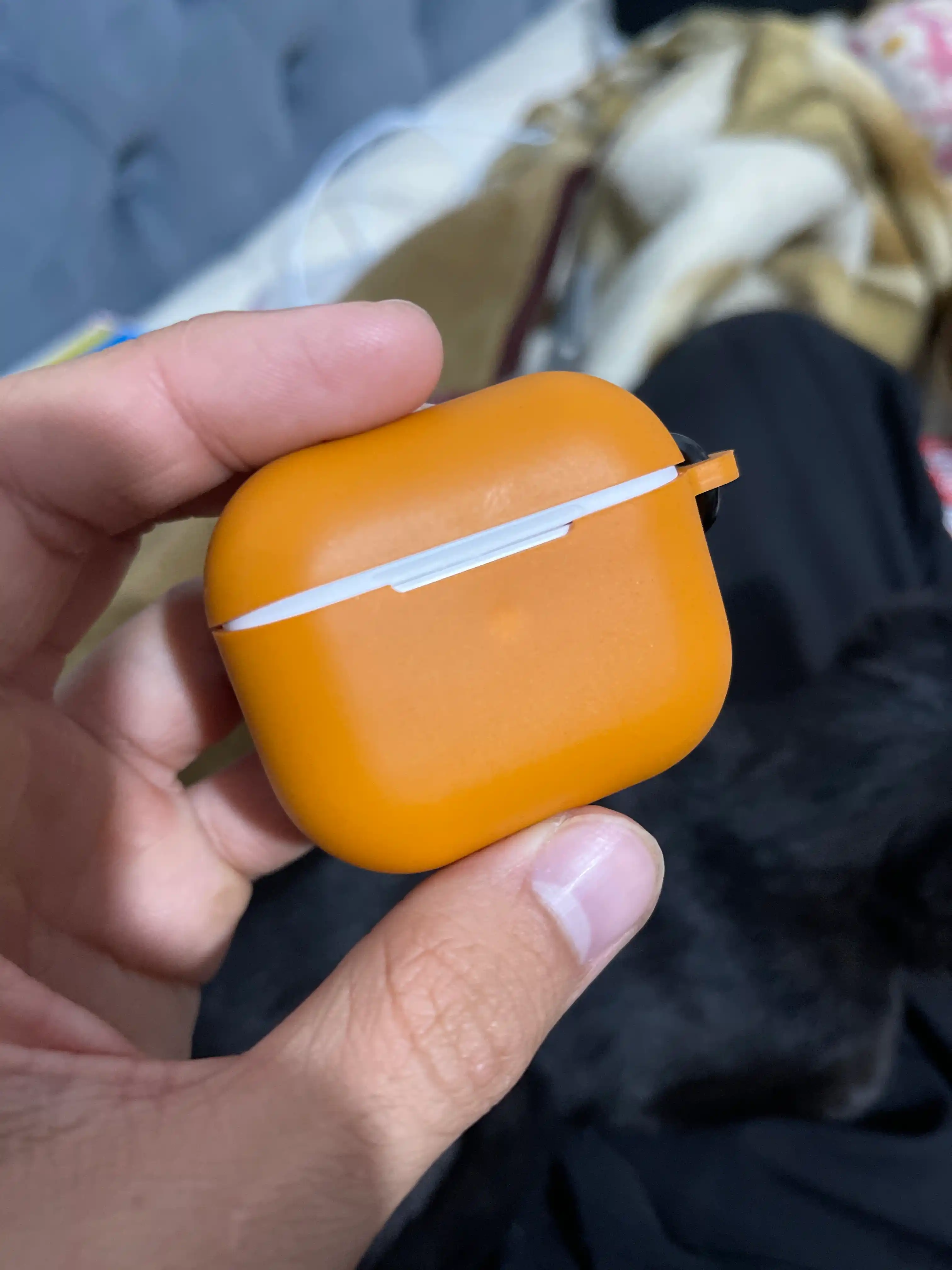 Матовый чехол для наушников AirPods 3