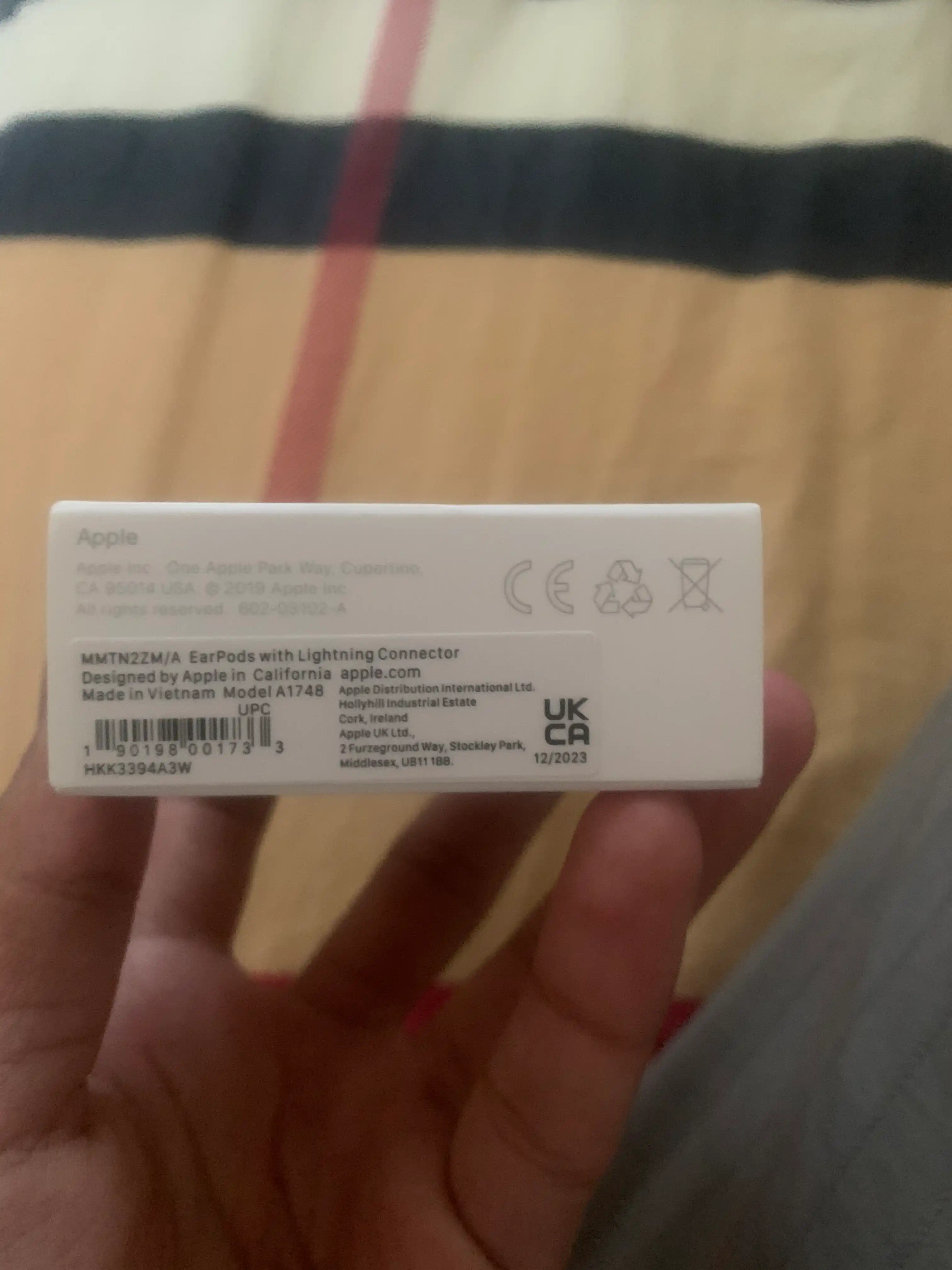 Наушники проводные Apple EarPods Lightning White EarPods