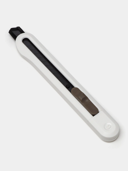 Deli NS063 kantselyariya pichog'i, 9 mm, oq