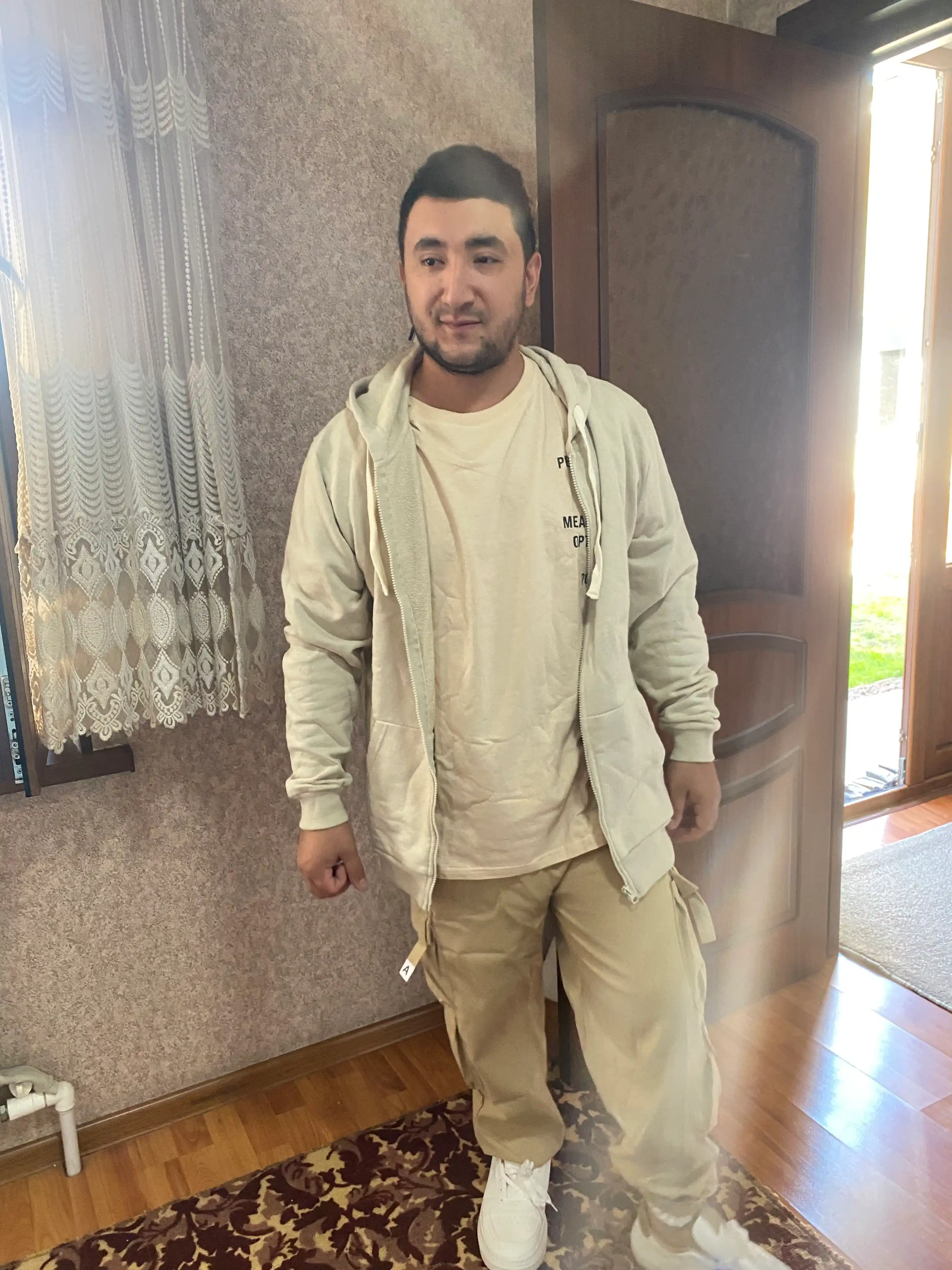 Erkaklar va Ayollar tolstovkasi Axxella, zamokli