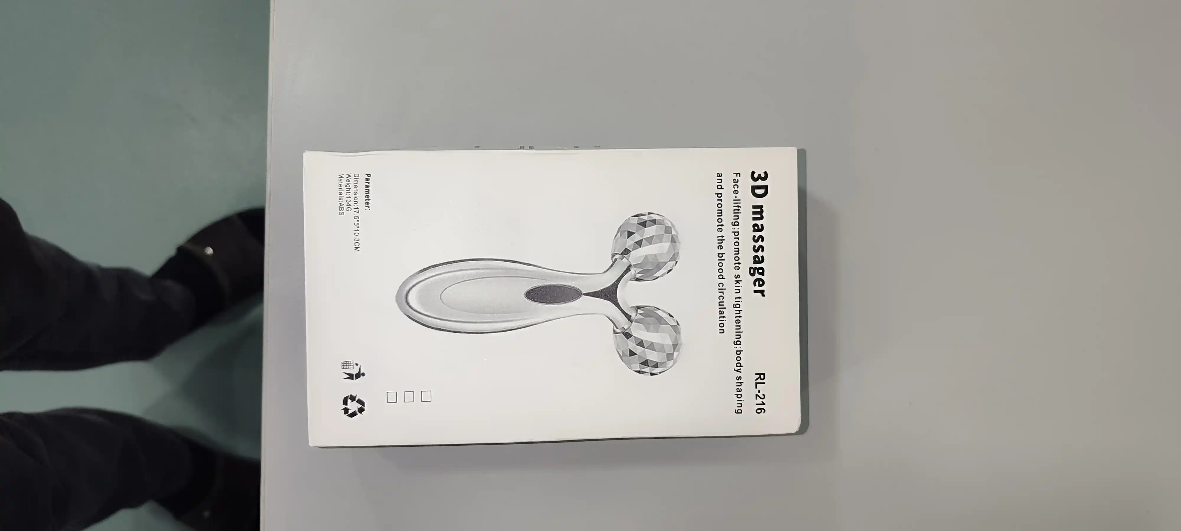 Massajchi yuz, qo'l va tana uchun 3D Massager Lifting