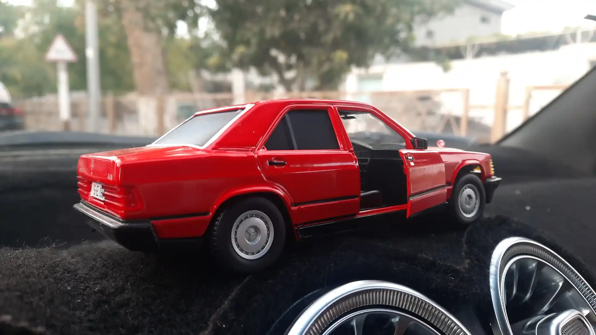 BBURAGO 1/24 kolleksiya o'yinchoq moshinasi: Mercedes, BMW