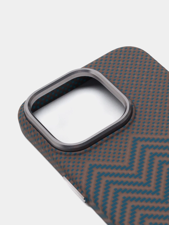 Чехол для iPhone Magsafe Carbon