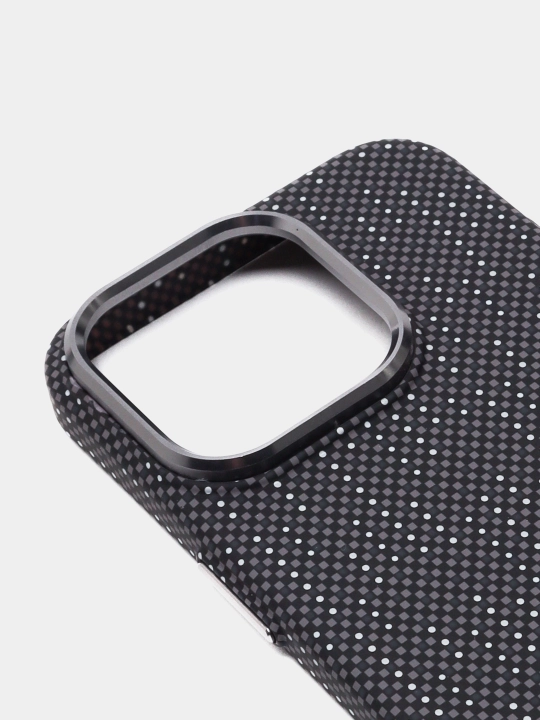 IPhone uchun Magsafe Carbon g'ilofi