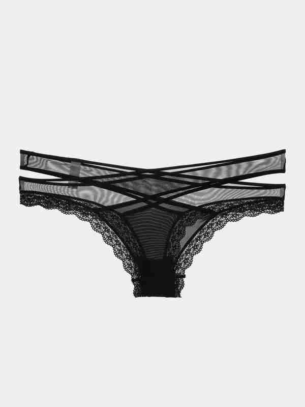 Ikki juftlik kimning siki shirinroq, kimning mushuki shiraliroq ekanligini aniqlashdi.