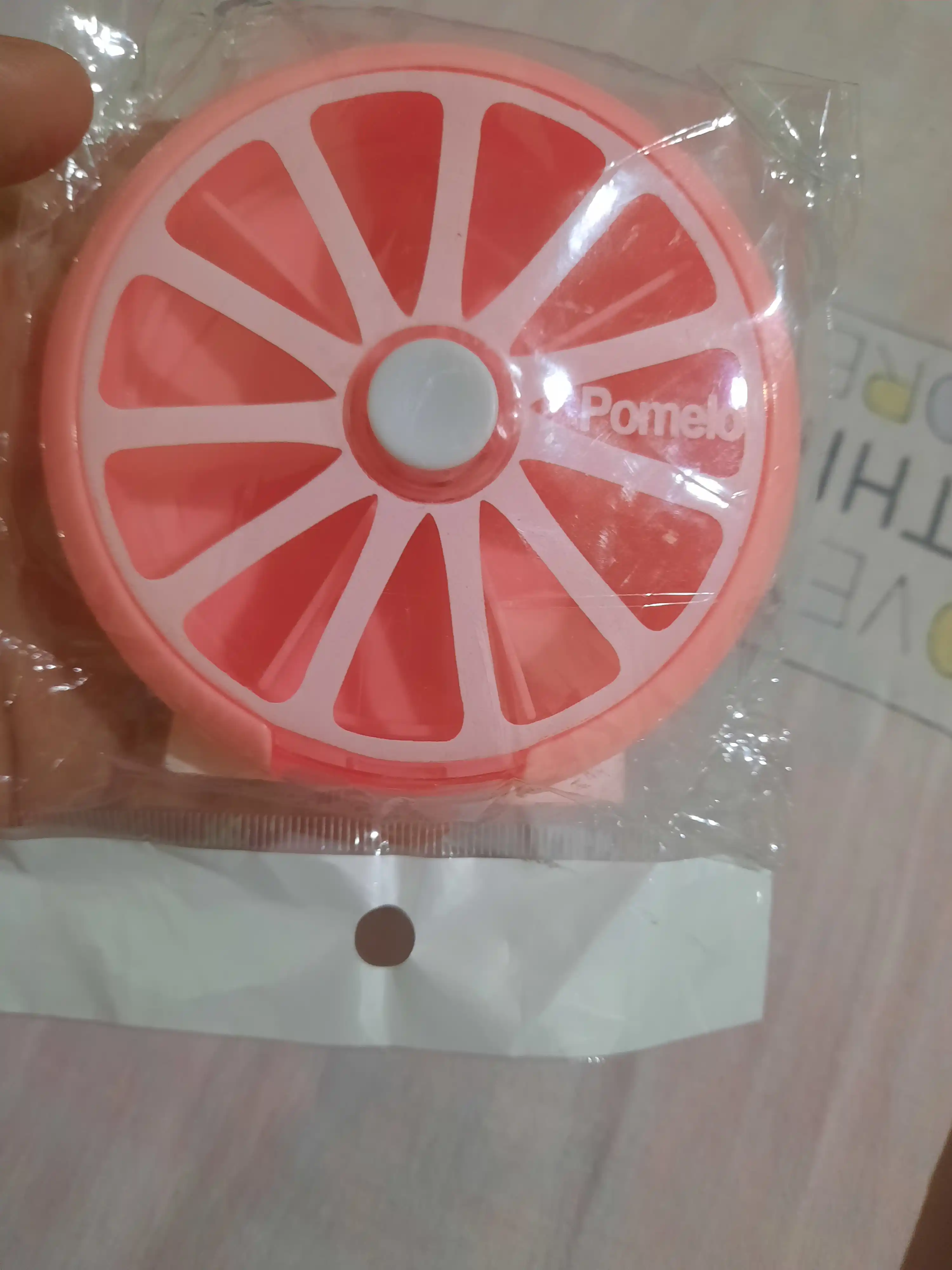 Tabletkalar uchun organayzer, aylanuvchi, 7 bo'lim