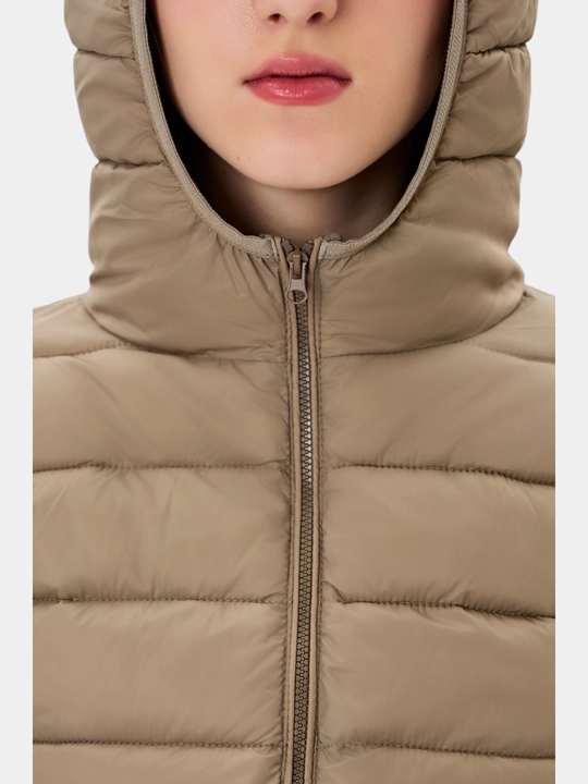 TERRA PRO qisqa uzunlikdagi ayollar kurtkasi AW23WBA-52059