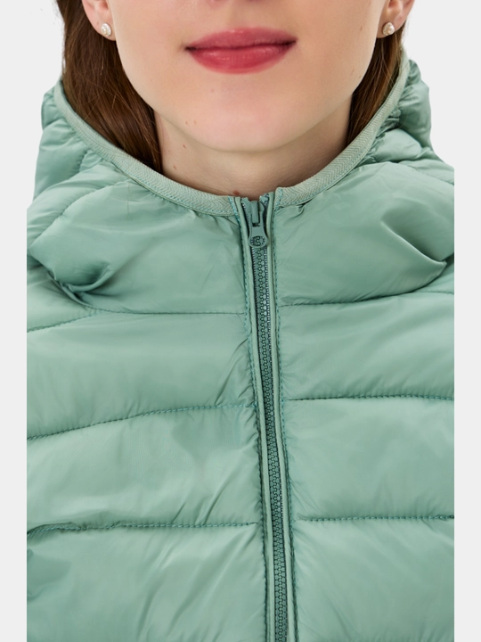 TERRA PRO qisqa uzunlikdagi ayollar kurtkasi AW23WBA-52059