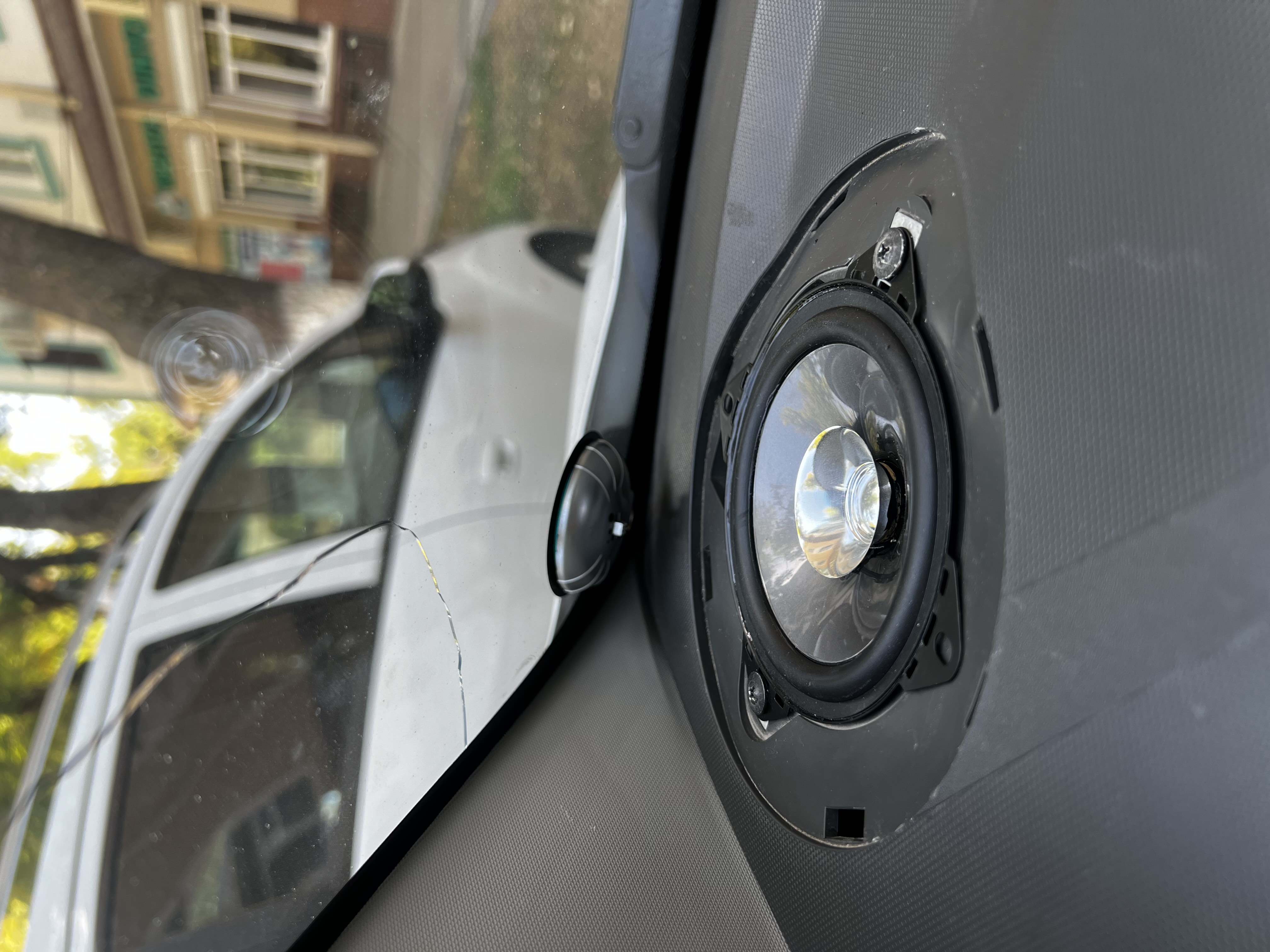 Колонки Pioneer, 10 см размер, Matiz, Spark, Nexia 1-2, Damas и другие