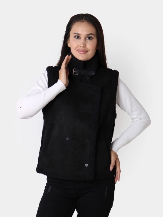 Ayollar uchun jiletka-dublonka, universal o'lcham L-XL, uslub va qulaylik