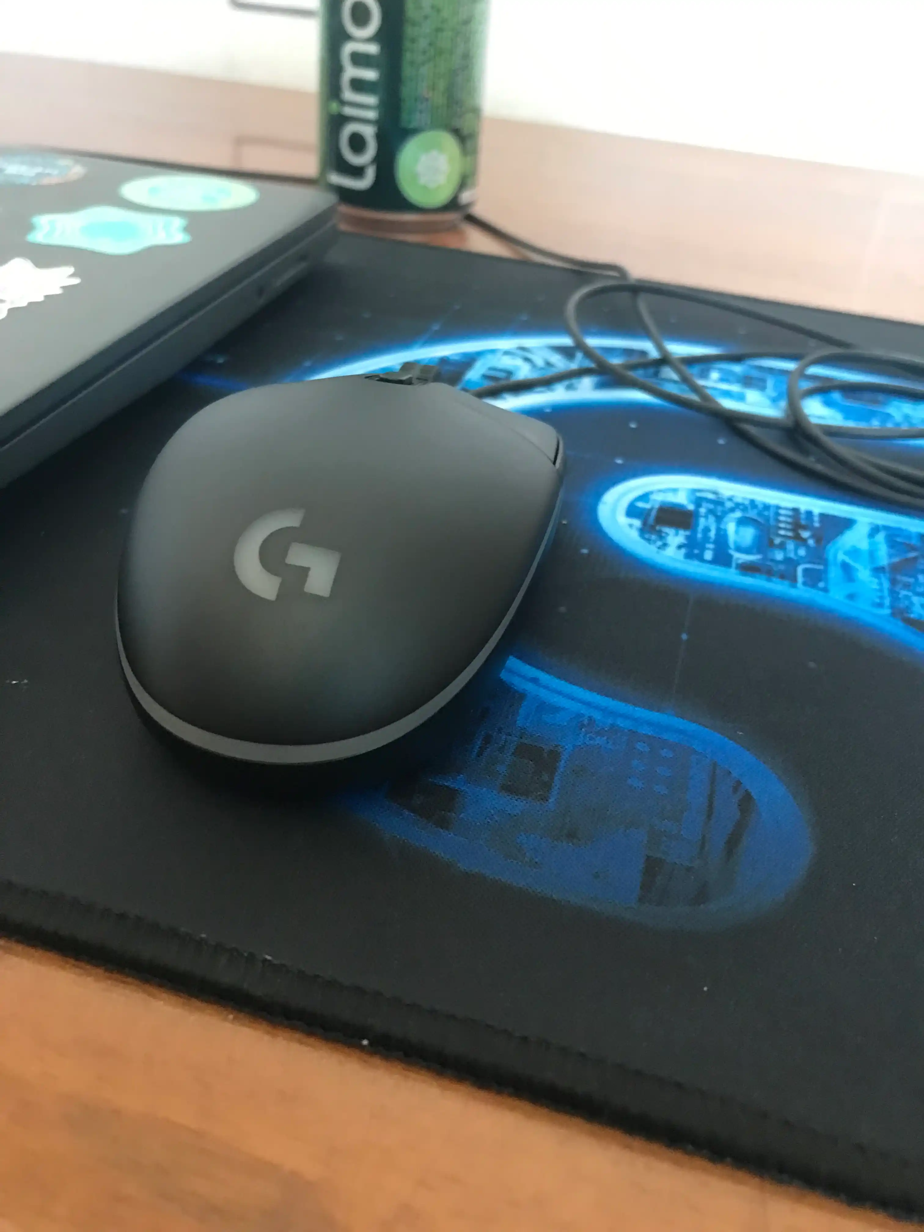 Игровая мышь Logitech G102 Lightsync Black проводная
