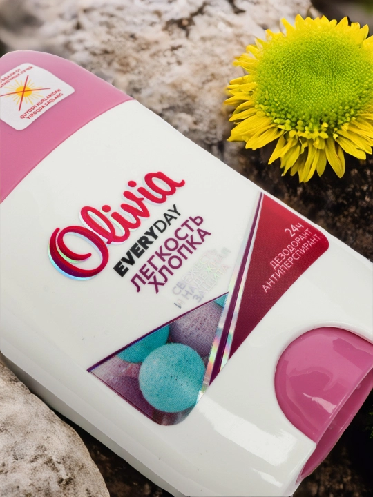 Ayollar uchun antiperspirant dezodorant tayoq Olivia Everyday Tabiatning kuchi, 50 g