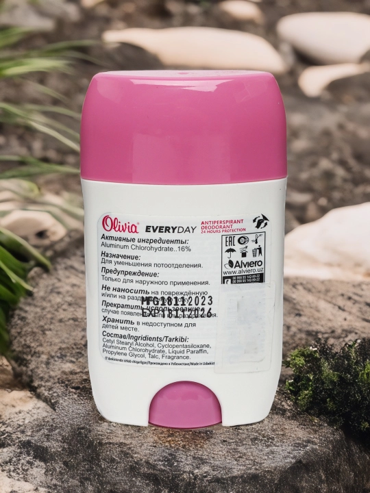 Ayollar uchun antiperspirant dezodorant tayoq Olivia Everyday Tabiatning kuchi, 50 g