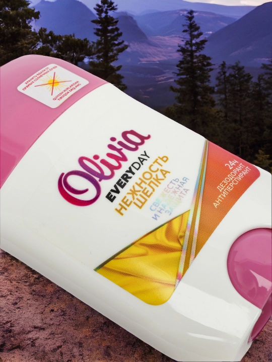 Ayollar uchun antiperspirant dezodorant tayoq Olivia Everyday Tabiatning kuchi, 50 g