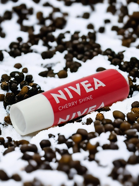 Бальзам для губ NIVEA, с вишнёвым сиянием, 4.8 г