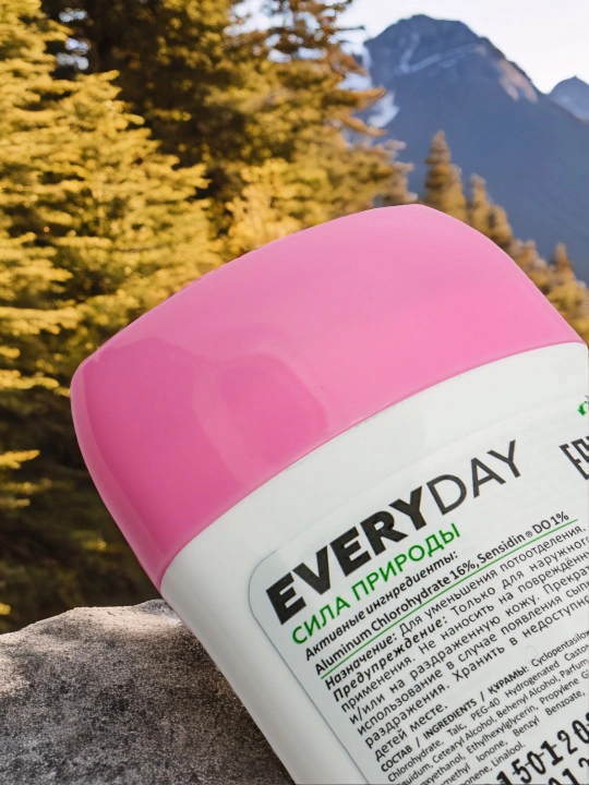Ayollar uchun antiperspirant dezodorant tayoq Olivia Everyday Tabiatning kuchi, 50 g