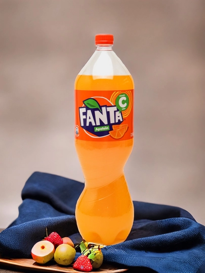Gazlangan ichimlik Fanta Orange, 2 l - 