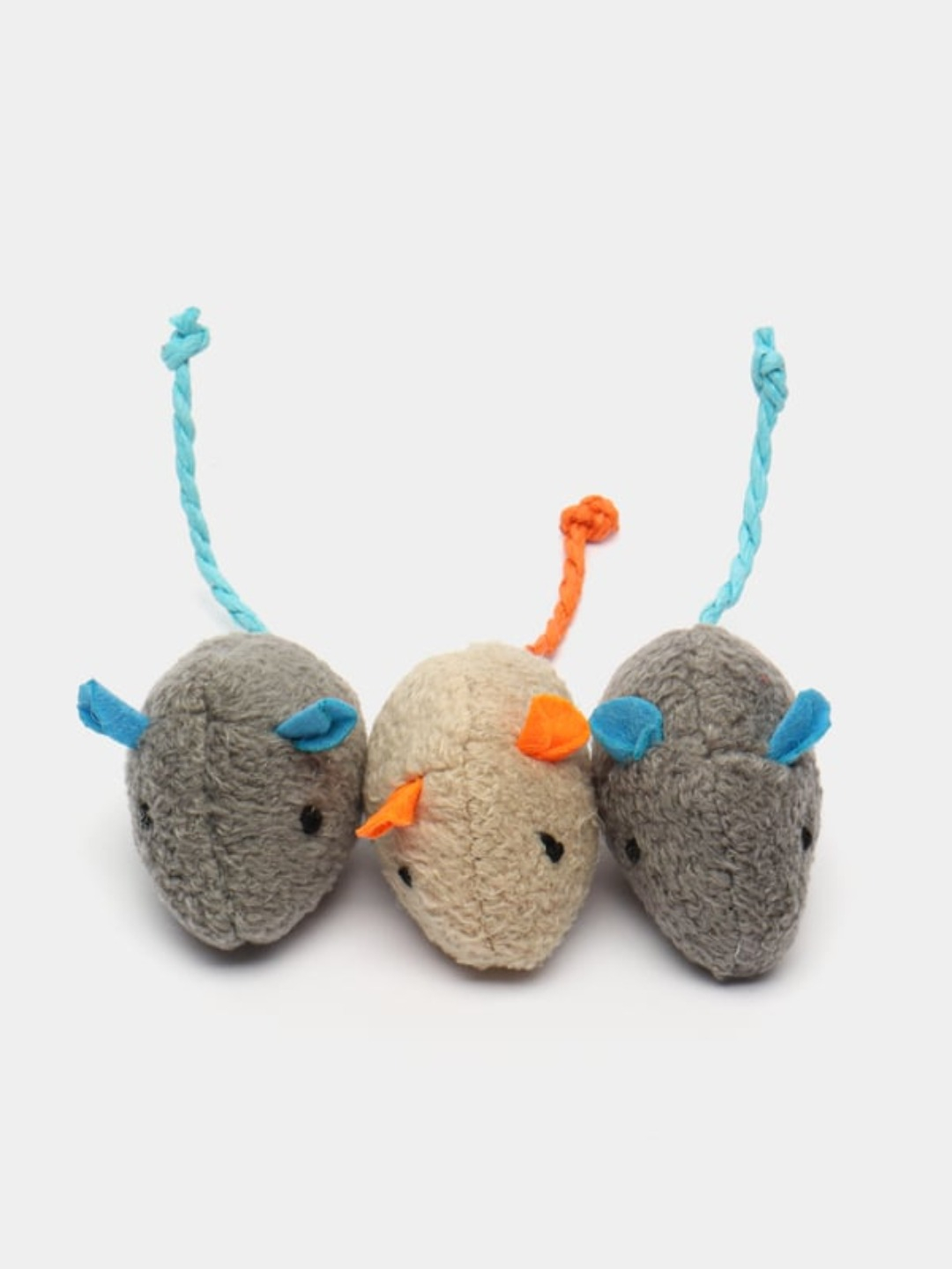 Kendra Lust ning ulkan eshak katta spanking uchun intiladi