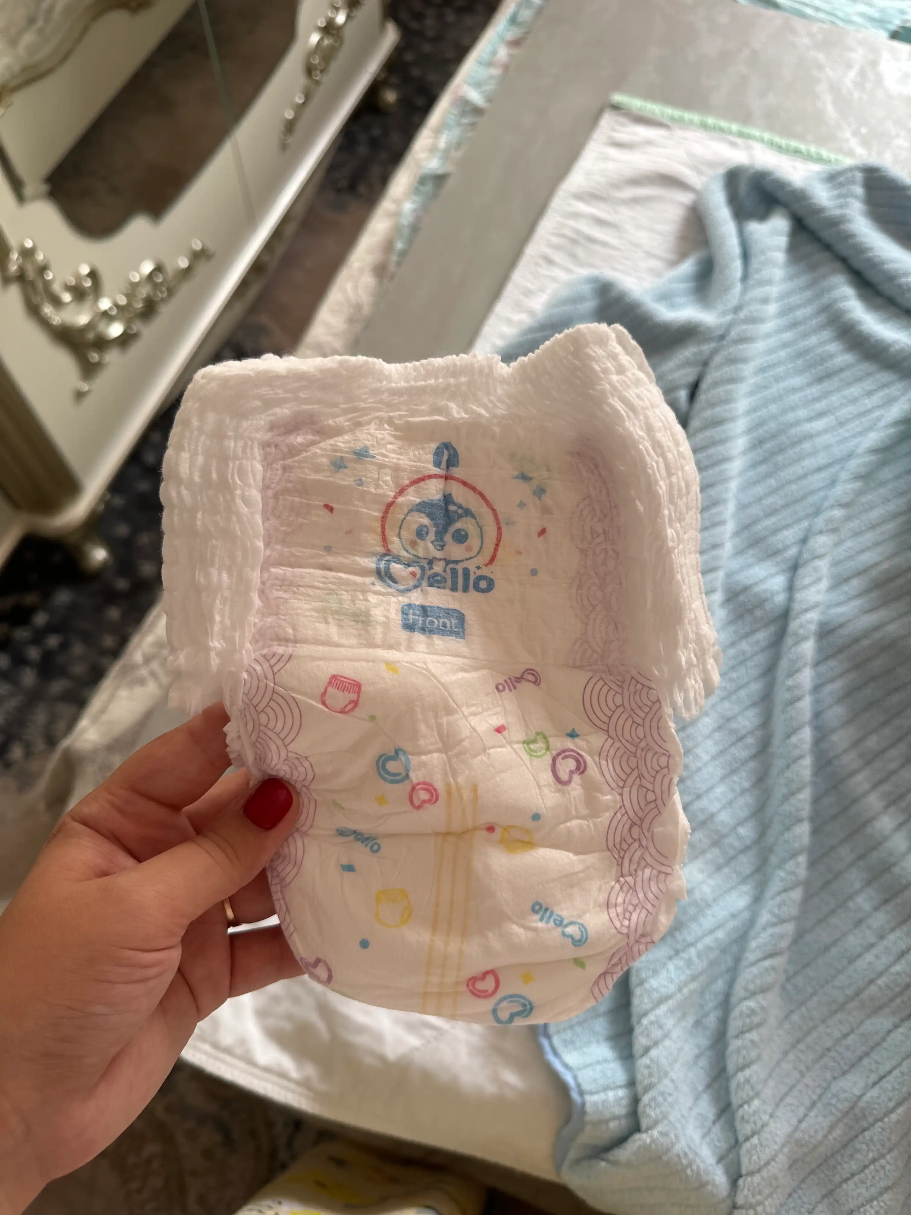 Yangi tug'ilgan chaqaloqlar uchun taglik-trusiklar MELLO, L 9-14 kg, 44 dona