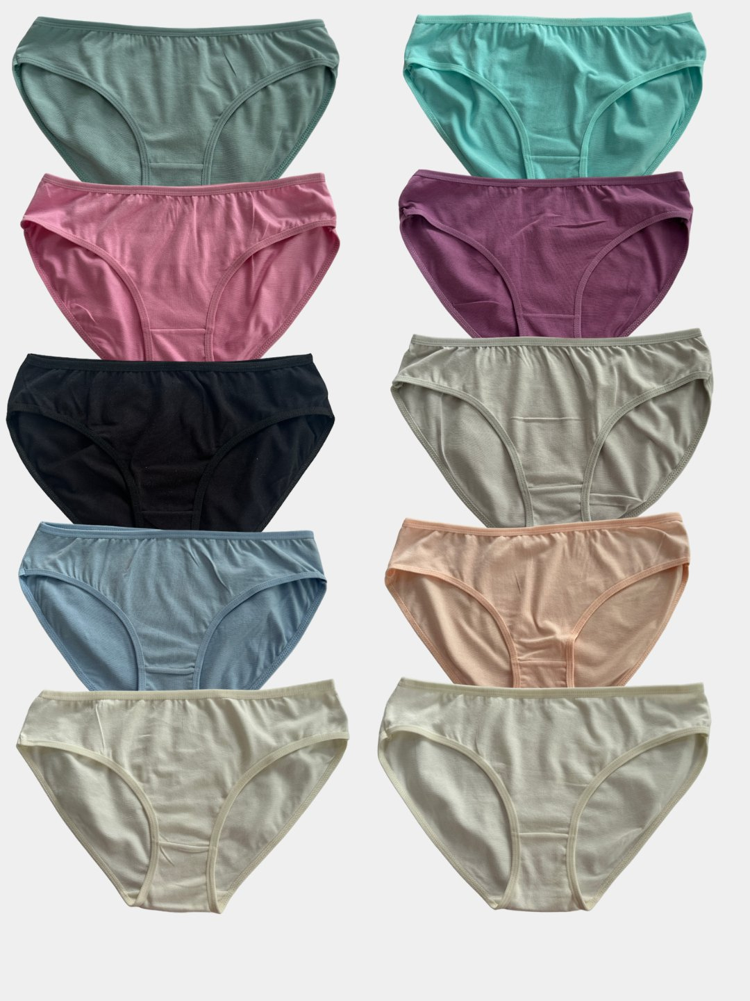 Ipak ichki kiyimda onanizm qiladi