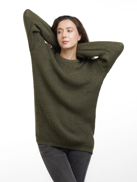 Katta o‘lchamli kofta, qalin va yumshoq iplardan to‘qilgan, Turkiya