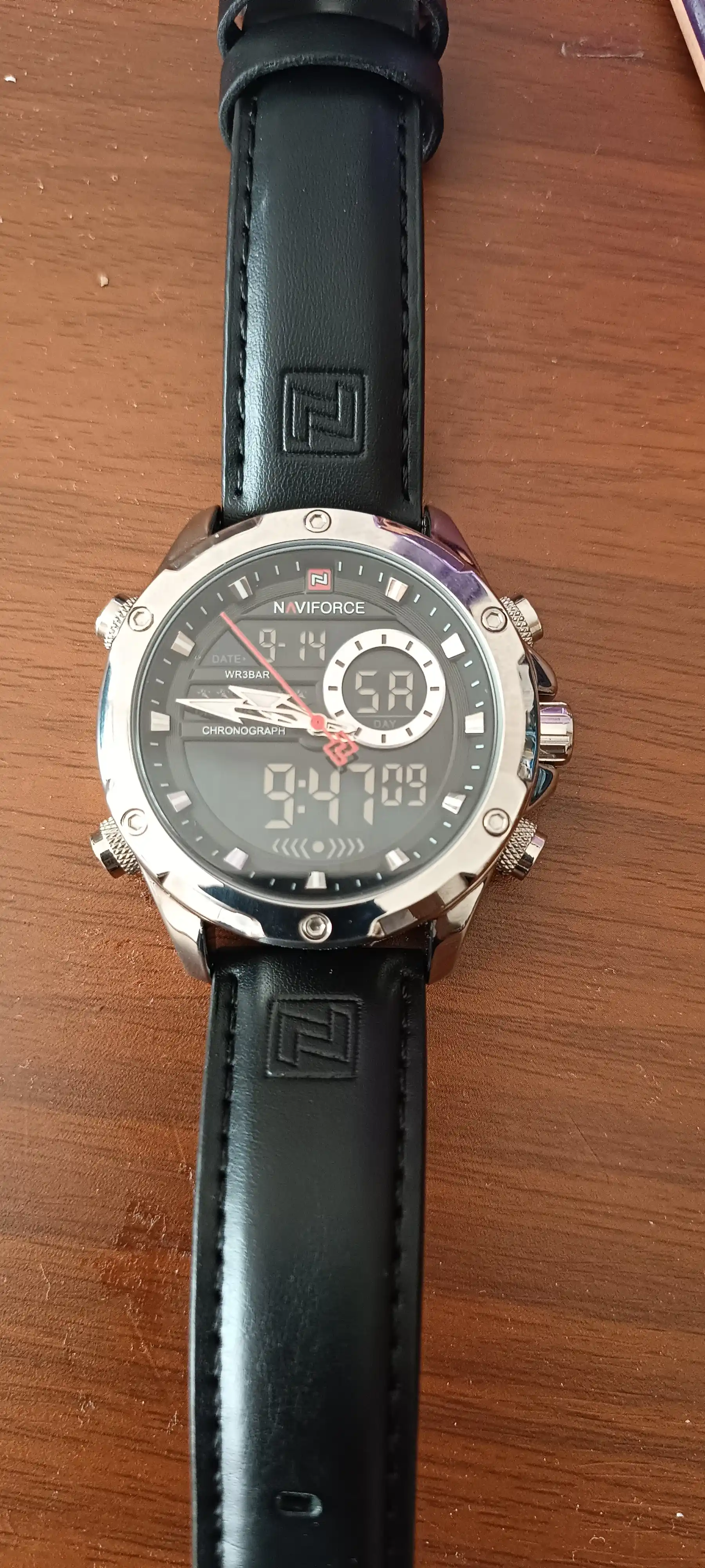Часы кварцевые мужские Naviforce Dual 9208