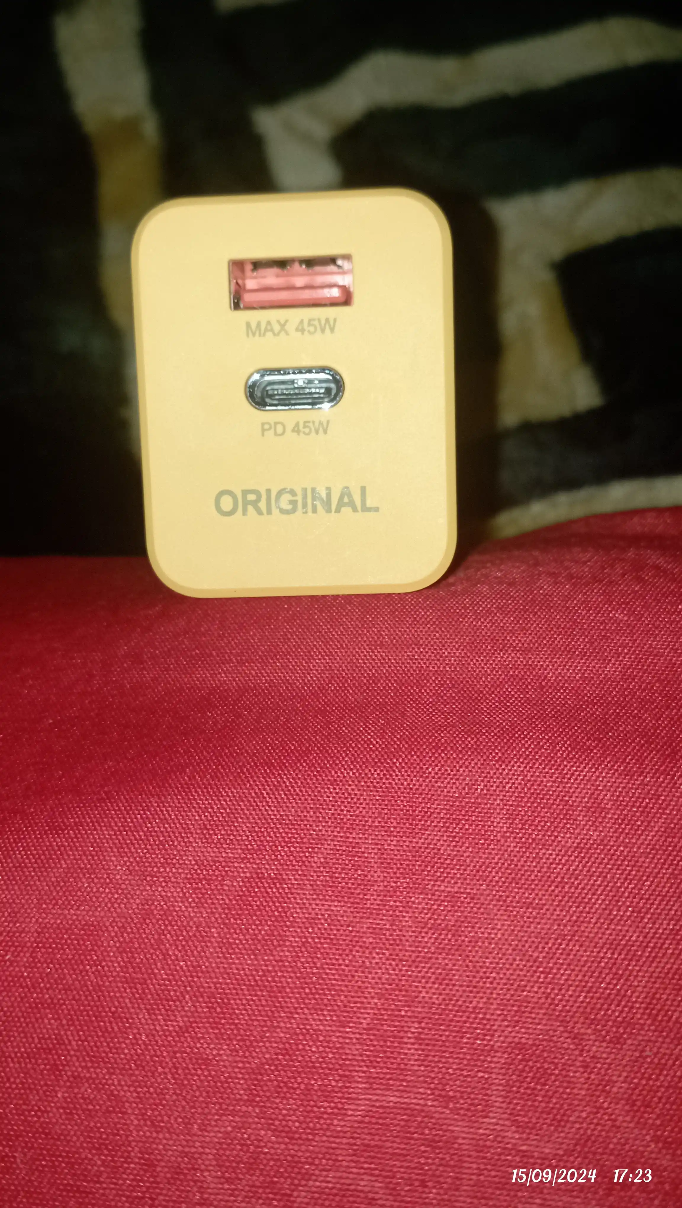Zaryadlovchi qurilma 30, 45 w  Fast charging funksiyasi