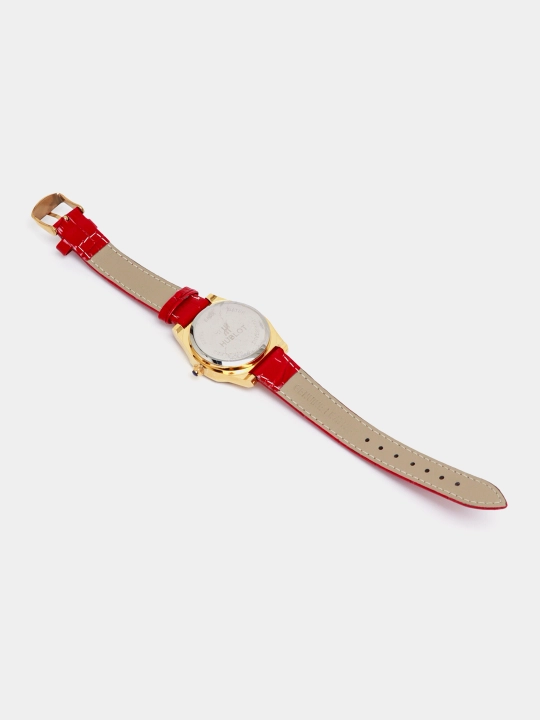 Ayollar uchun xar qanday uslubga mos keluvchi Hublot qo'l soati, qutisi bilan birga