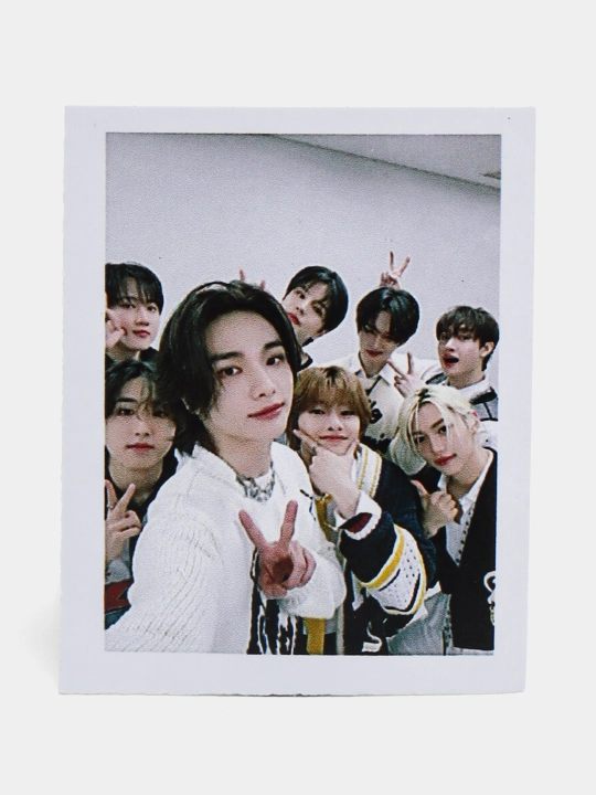 Stray Kids stikerlari, taxminan 30 dona - 