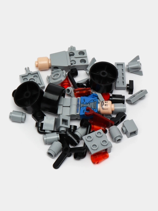 8 ta 1 da konstruktorlar "Harbiy flot va kema" Lego bilan mos keladi