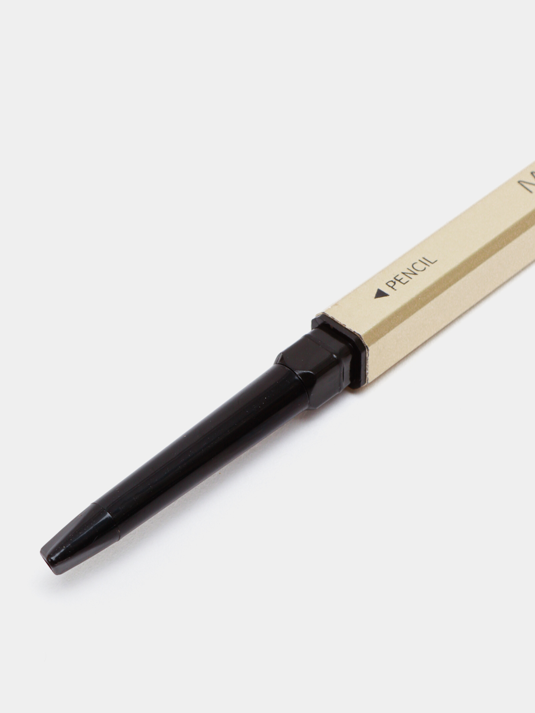 Natalya Kustinskaya yalangoch Sohildagi nudistlar jinsiy aloqada bolib, siyishmoqda