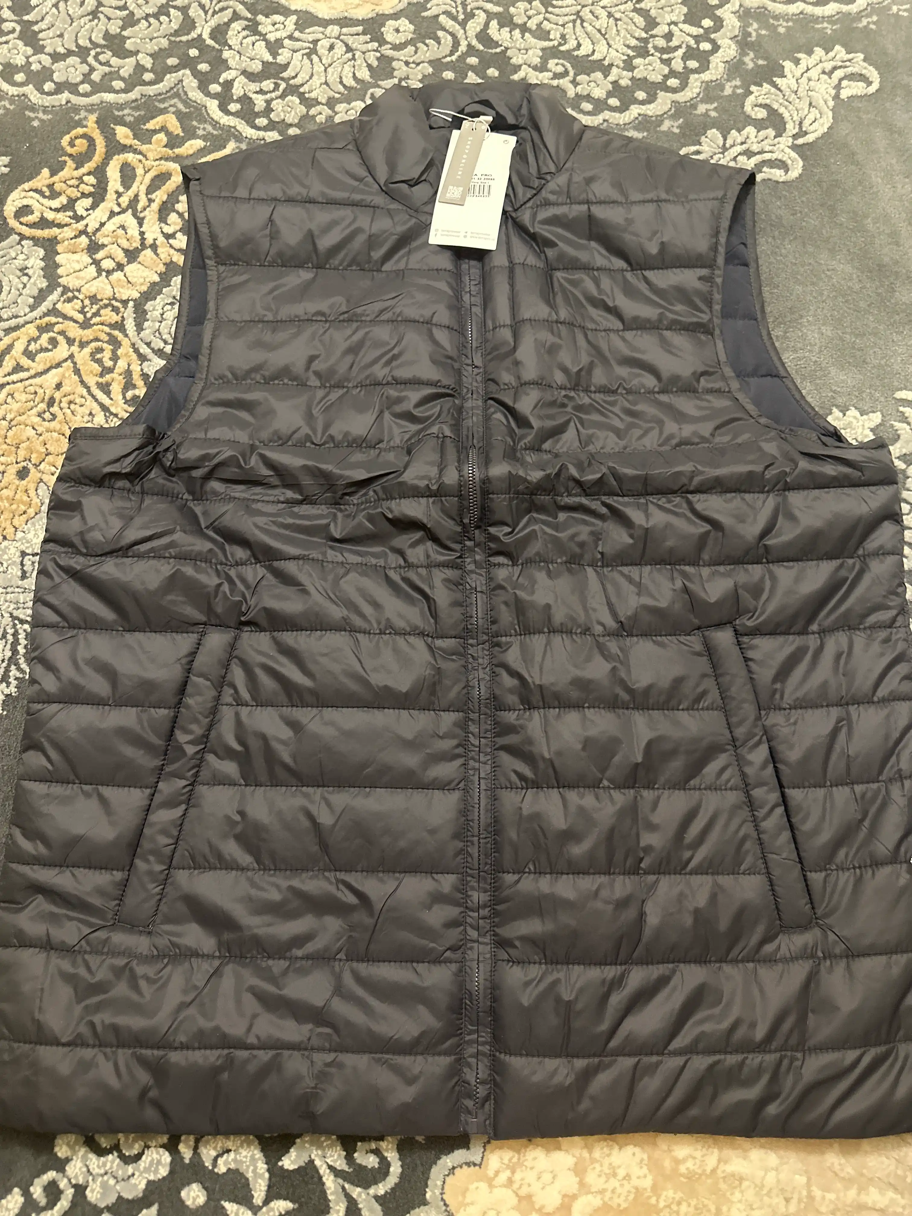 TERRA PRO qisqa uzunlikdagi erkaklar kamzuli AW24CR1-32-20888