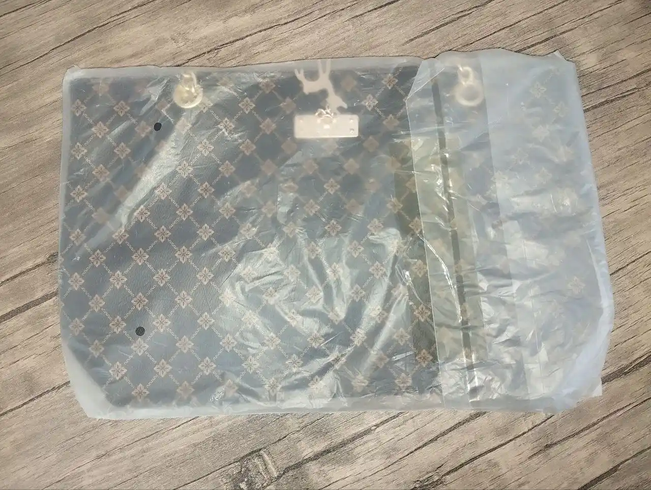 Ayollar uchun charm shopper sumkasi, qulay elkama-kamar va bosma bilan
