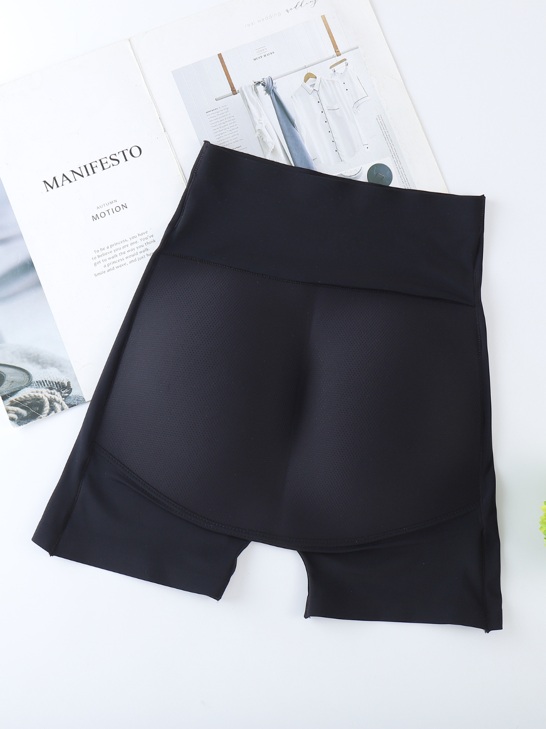 Шұлықтағы плюс өлшемді әйелдердің суреттері Үлкен кеуделері бар шұлықтағы сексуалды балапан