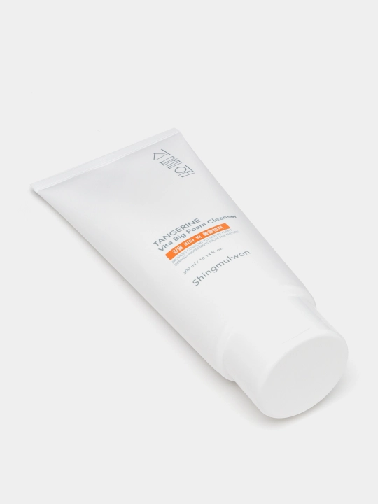 Yuz uchun tozalovchi penka, Koreya mahsuloti, Tangerine Vita Big Foam Cleanser, 300ml - 