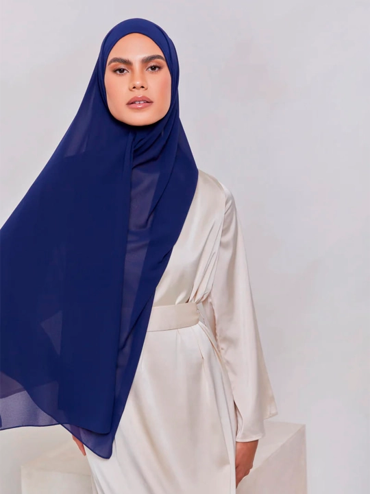 Ayollar sharfi, romoli shifondan, haj va umra safarlari uchun ham mos