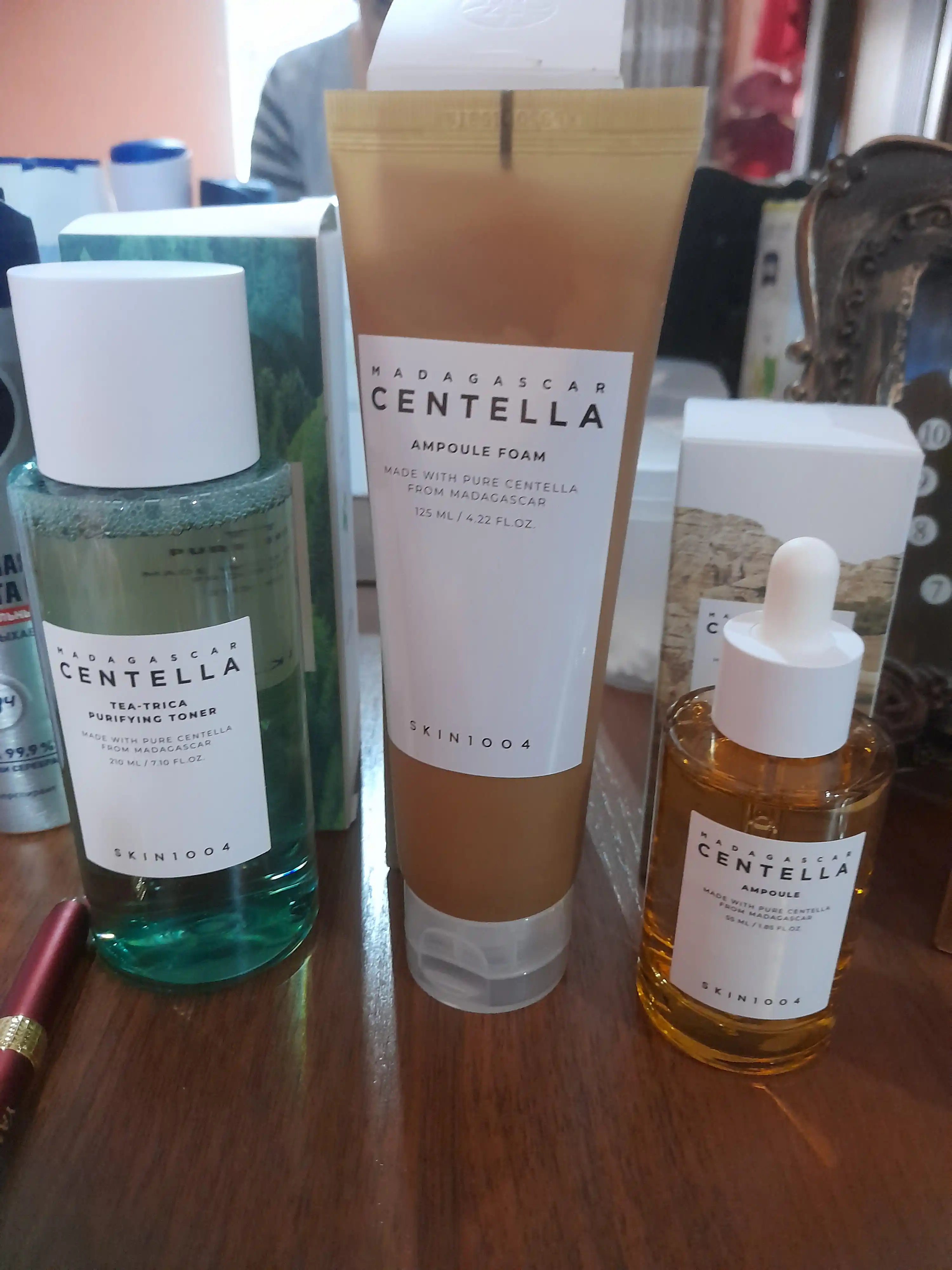 Centella bilan yuvinish uchun ko'pik, Skin1004 Madagaskar Centella Ampoule ko'pik, 125 ml