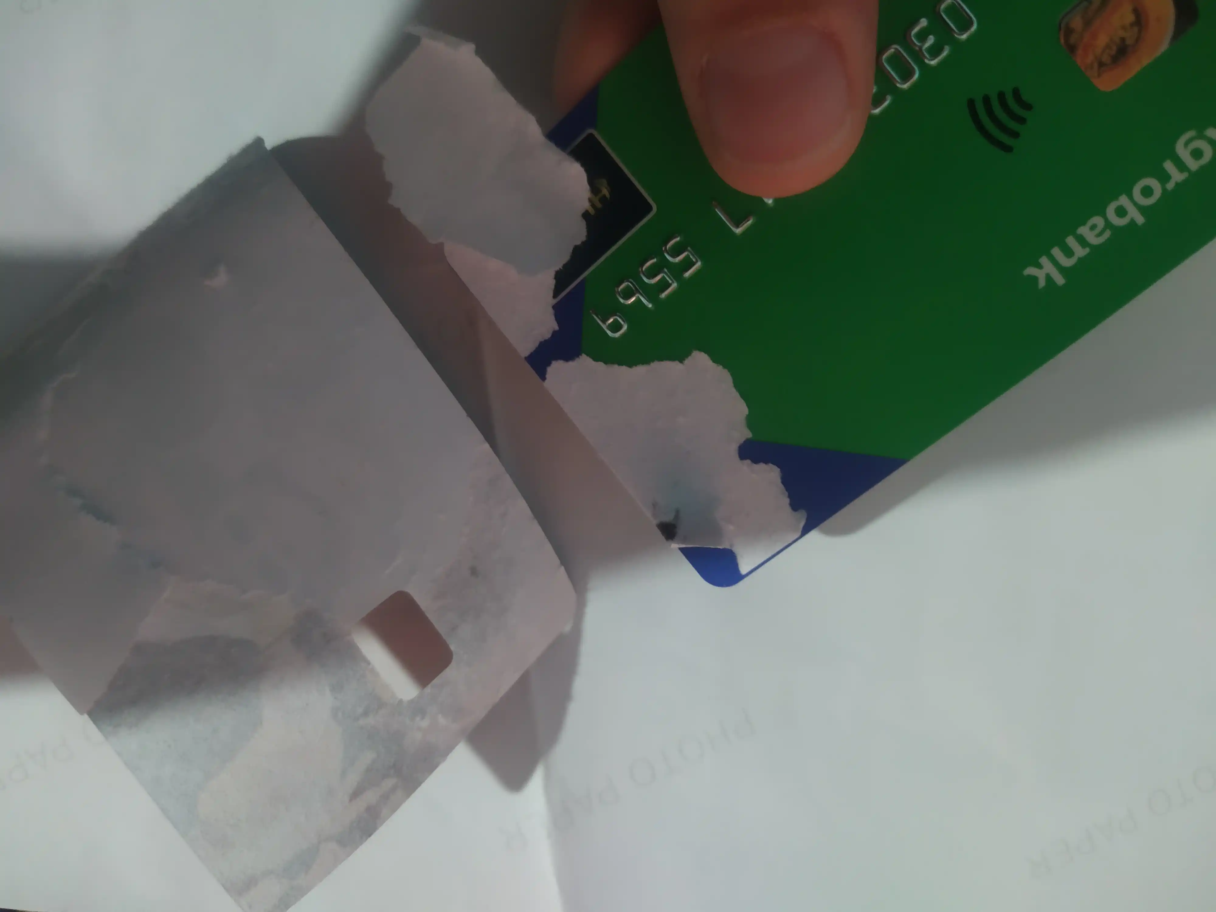 Bank kartasi va chipta stikerlari, BTS