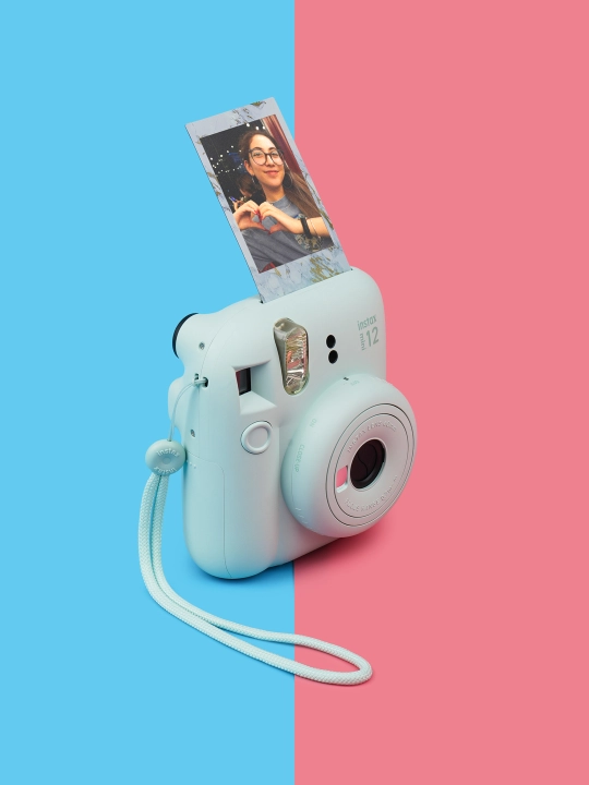 Bir zumda chop etish fotoapparati Fujifilm Instax Mini 12, 5 xil rang
