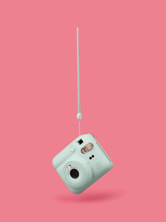 Bir zumda chop etish fotoapparati Fujifilm Instax Mini 12, 5 xil rang