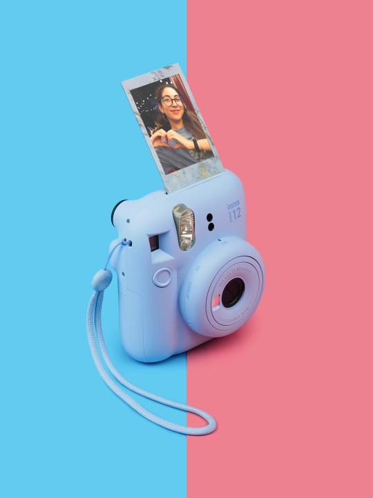 Bir zumda chop etish fotoapparati Fujifilm Instax Mini 12, 5 xil rang
