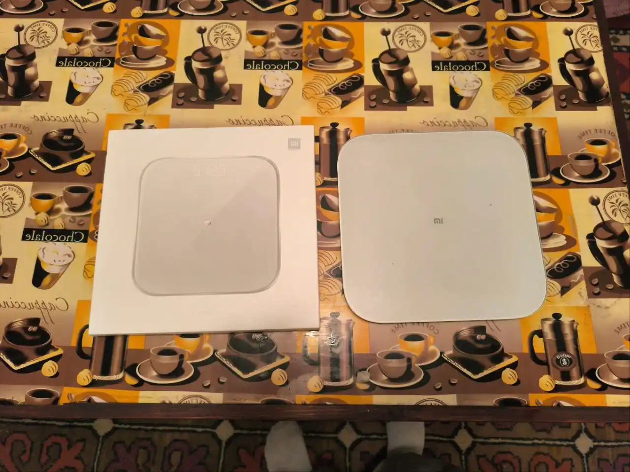 Aqlli pol elektron tarozi Xiaomi Mi Smart Scale 2, S200