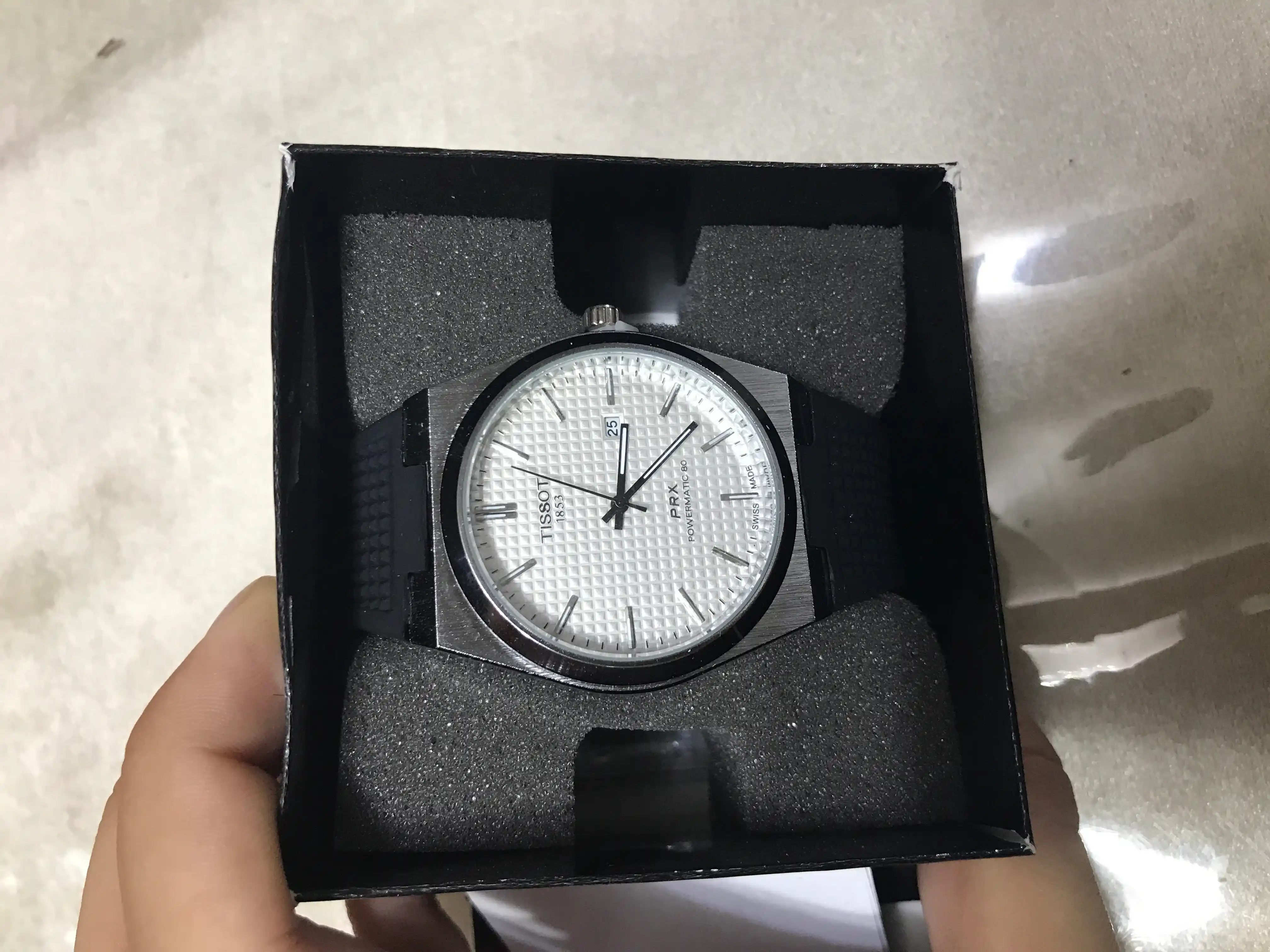 Erkaklar qo'l soati Tissot Prx, kvars mexanizmlik, sovg'a qutisida