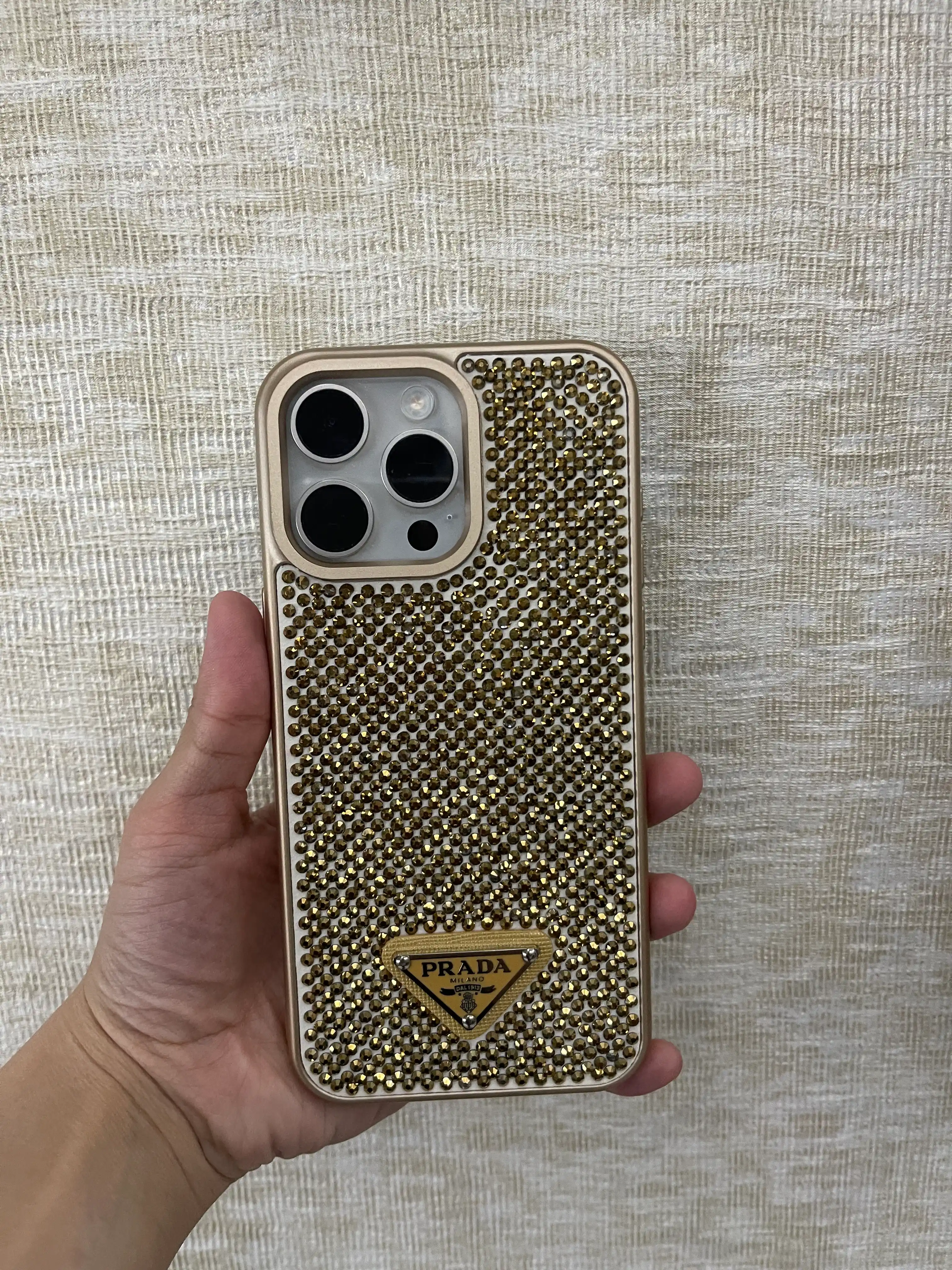 IPhone 13 Pro Max,14 Pro, Max,15 Pro, 16 Pro, Max, 17 Pro, max uchun yaltiroq tosh g‘ilofi