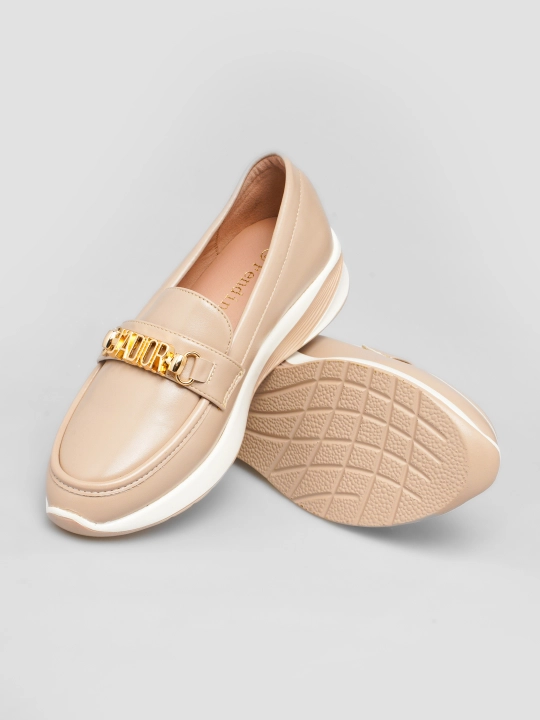 Ayollar loaferlari