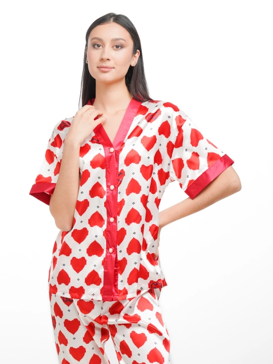 Ayollar pijama to'plami