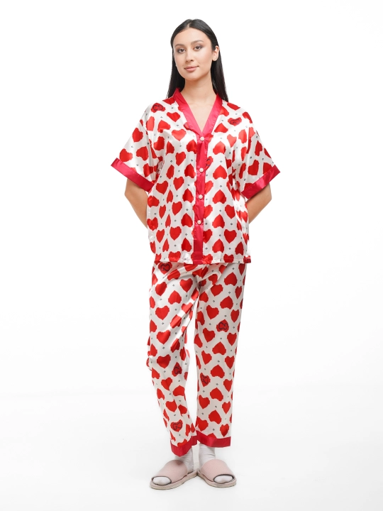 Ayollar pijama to'plami