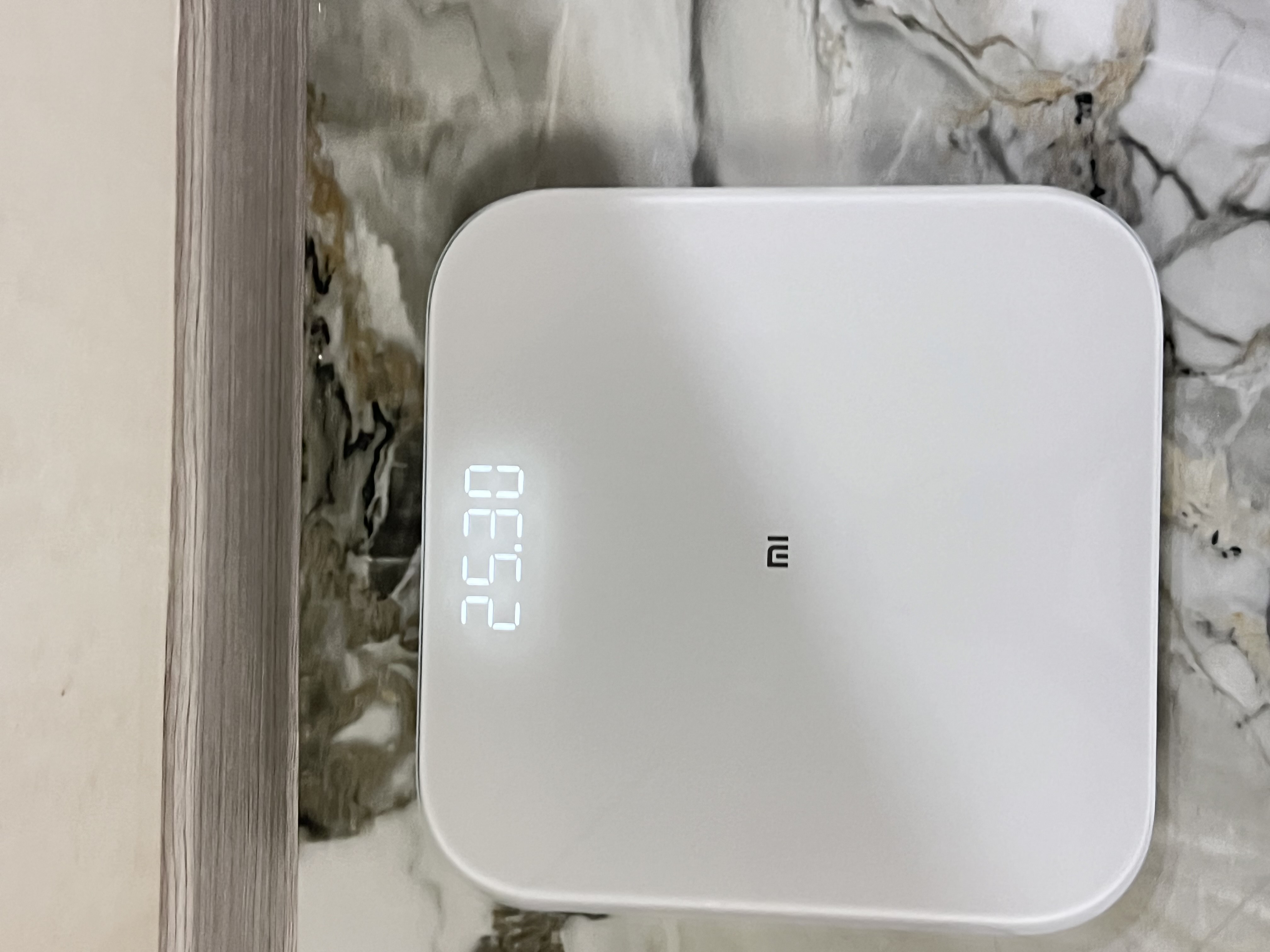 Aqlli pol elektron tarozi Xiaomi Mi Smart Scale 2, S200