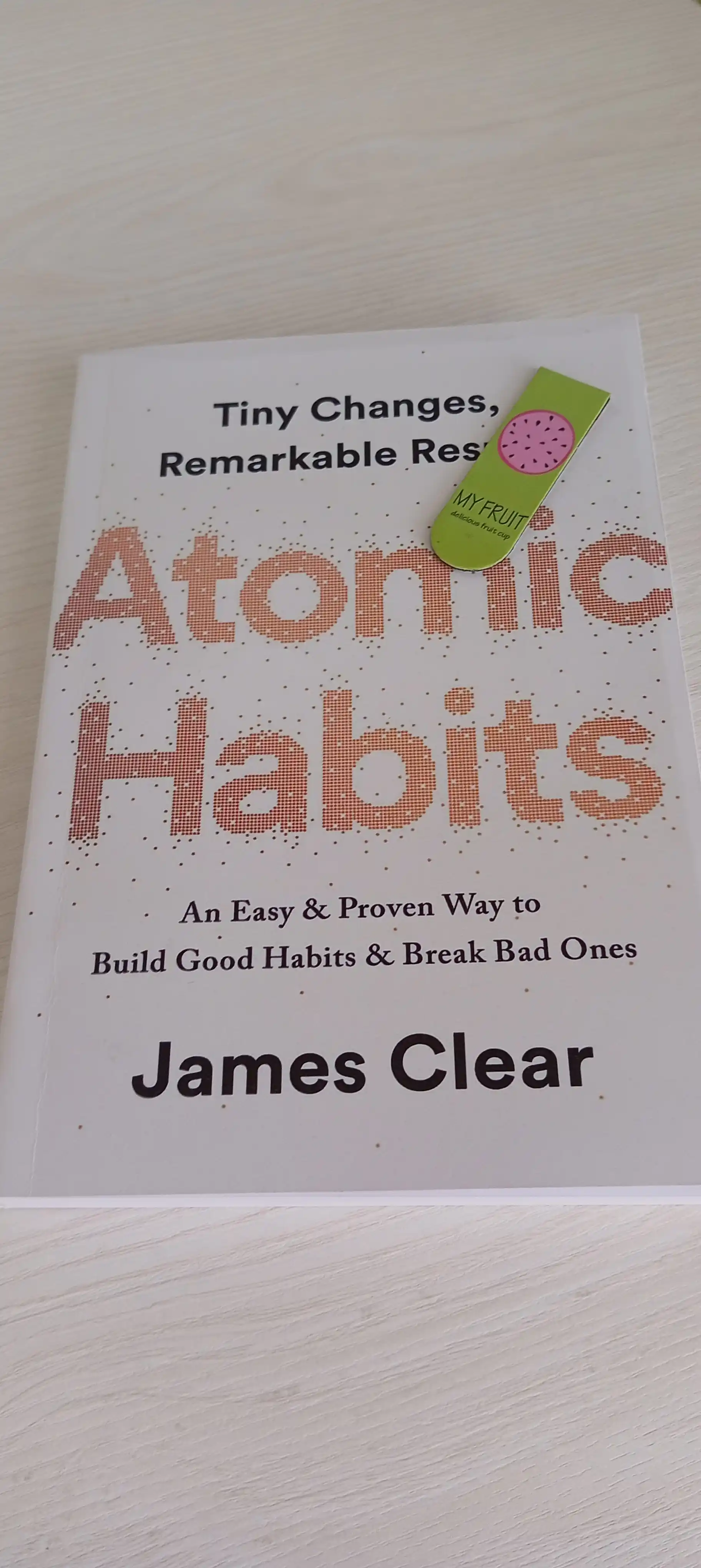 Atomic Habits, Atom odatlar, James Clear