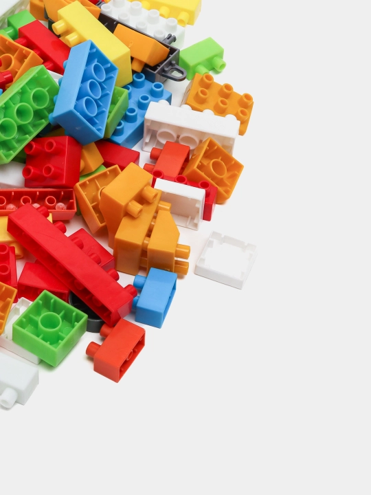 Игрушки конструктор Toy bricks